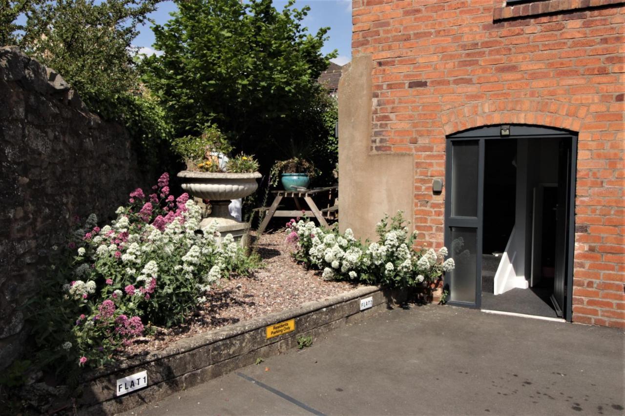 2 Fox Studios Much Wenlock Exteriör bild